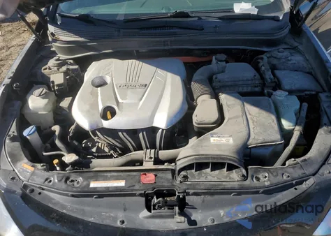 2013 Hyundai Sonata Hybrid z USA, uszkodzony, nr VIN KMHEC4A4XDA074365